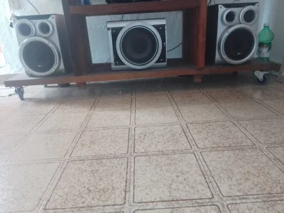 Vendo Caixas de Som Lg