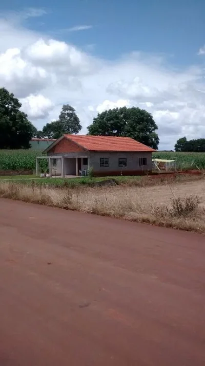 Casa Frente para Avenida Ponto Comercial