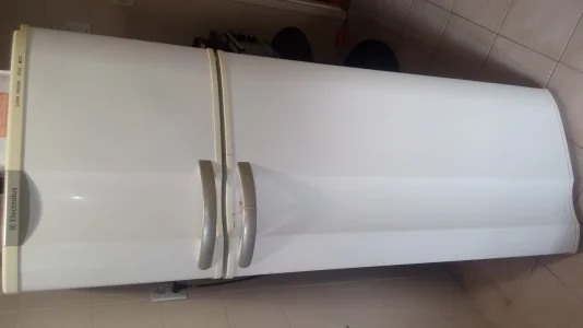 Vende SE Geladeira