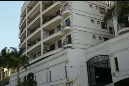 Apto no Centro 3 Quartos Aluguel