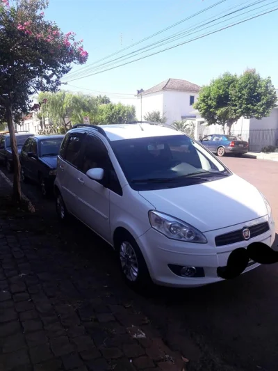 Fiat Idea Attractive 1.4 8v (flex) 2013