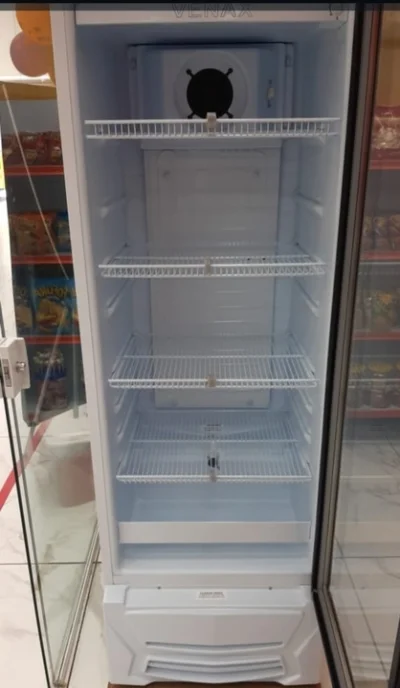 Geladeira Expositora