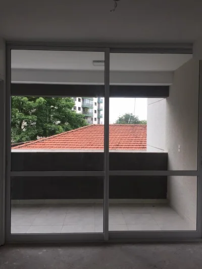 Porta Balcão Semi Nova 2,62 X276 Udinese