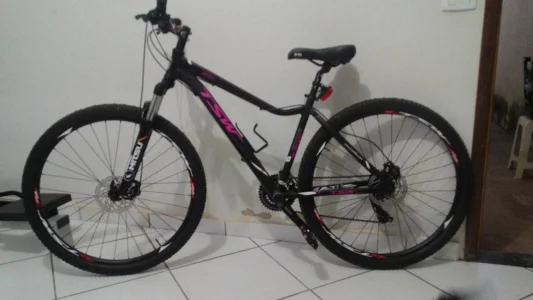 Bicicleta Tsw. Aro 29. 24 Marchas. Freio a Disco