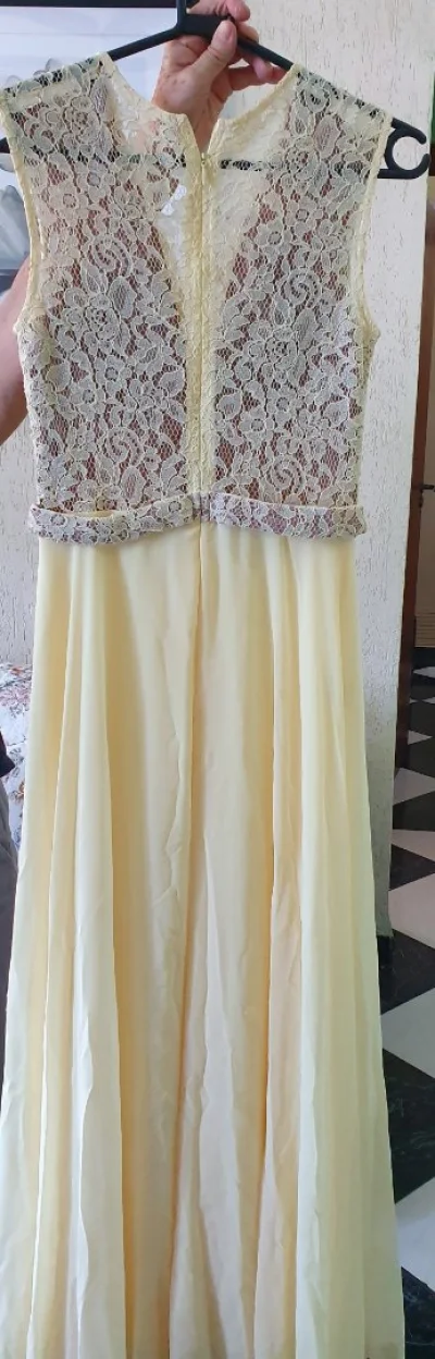 Vestido de Festa Amarelo Pastel