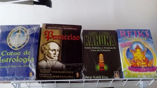 Livros Novos/ Preços de Acordo com o Livro