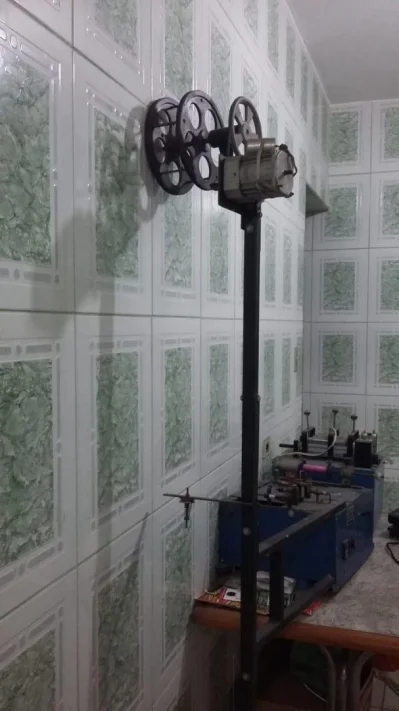 Máquina para Enrolar Fitas, Enroladeira