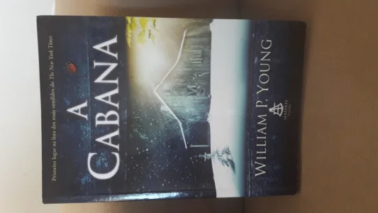 Livro a Cabana Lindo Bem Conservado
