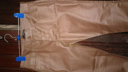 Calça Feminina Número 44