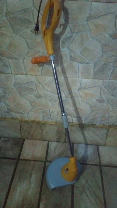 Aparador de Grama