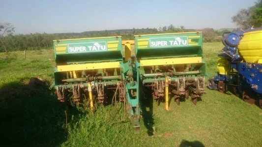 Plantadeira Pst-2 Plantio Direto 8 Linhas, Vendo ou Troco: