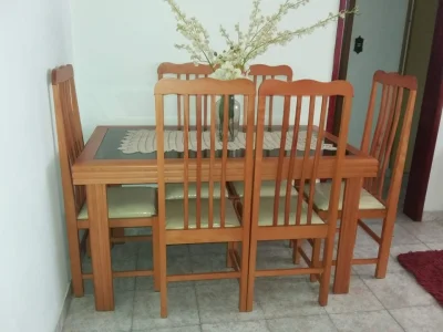 Mesa de Jantar com 06 Cadeiras