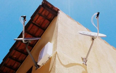 Instalação de Antena Banda Ku e Terrestre Local (uhf Hdtv)
