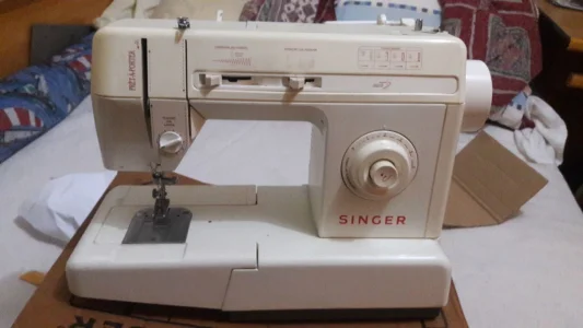 Singer Pret a Porter