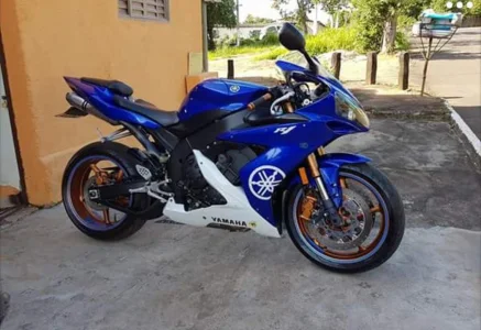 Moto Yzfr1 Troco em Carro de Maior Valor