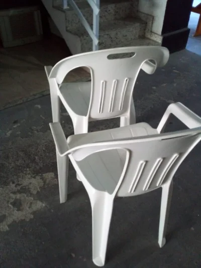 Cadeiras de Plástico