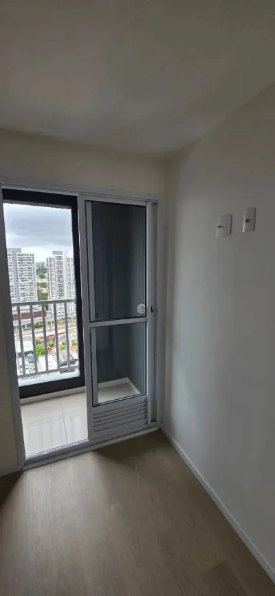 PORTA BALCÃO DE ALUMINIO BRANCA