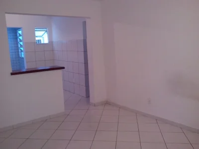 Kitnet em ótimo Estado em Amaralina