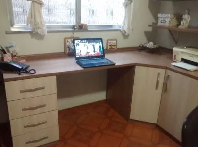 Home Office em L com Aéreo