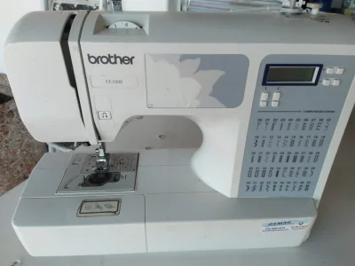 Máquina de Costura Brother