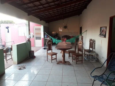 Vendo Troco e Negocio Casa no Bairro Nova Esperança 2 em Cuiabá