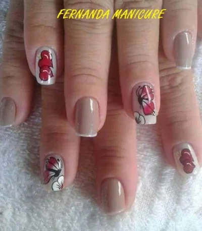 Serviço de Manicure e Pedicure Profissional em Domicílio