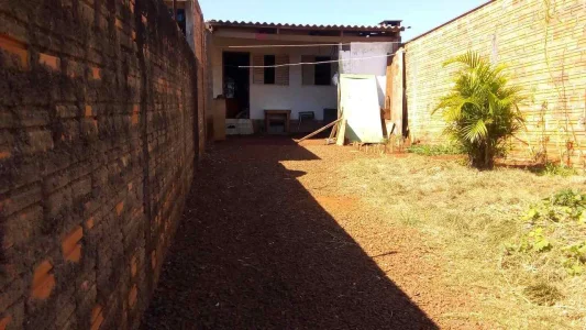 Terreno com Casa