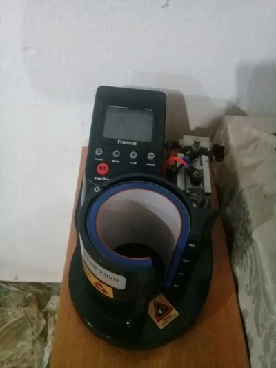 Máquina de Estampar Canecas