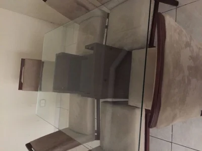Mesa e Cadeiras