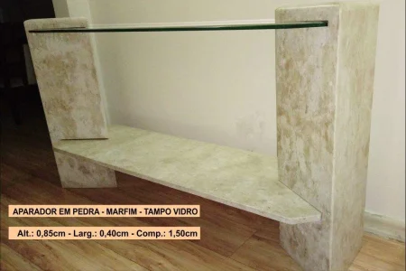 Aparador em Pedra Sabão Tampo Vidro