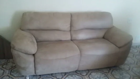 Sofá 3 Lugares Bege Suede