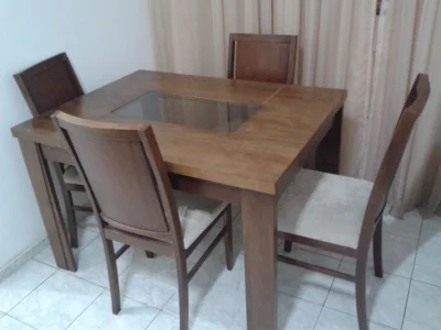 Mesa para Refeição + 4 Cadeiras