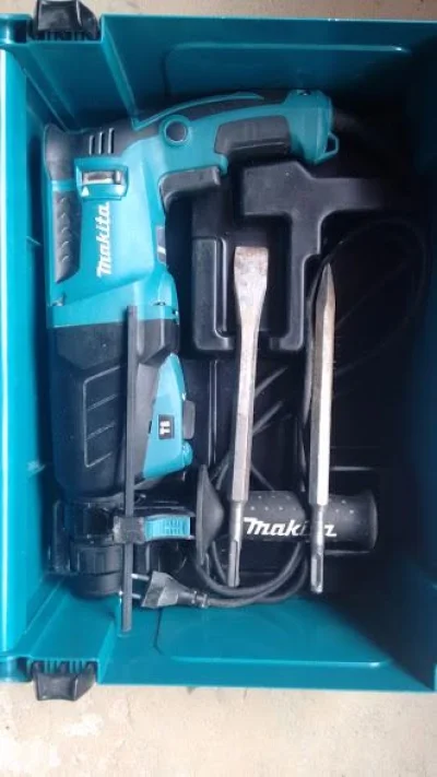 Martelo de Impacto Makita Hr2630j 830w 127v
