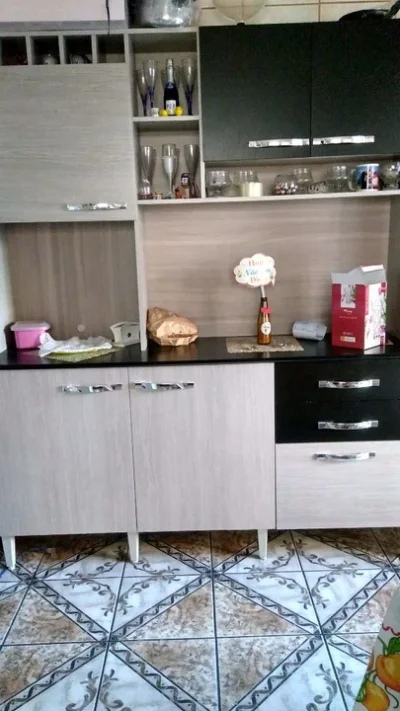 Vendo Armário com Apenas 6meses de Uso