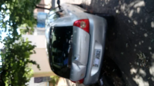 Renault Clio Hatch. Authentique 1.0 16v (flex) 4p 2006