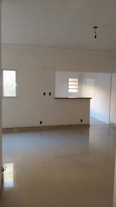 Casa Nova à Venda
