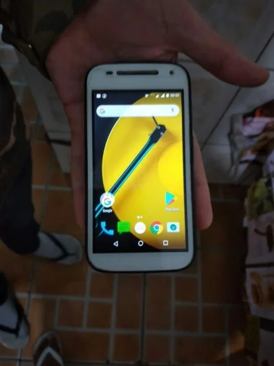 Moto e 2