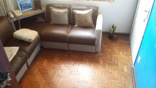 Vende SE Sofa com 4 Lugares e um Bau