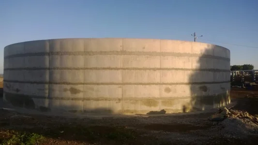 Bebedouros e Reservatórios de Concreto