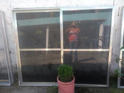 Portas e Janelas Grandes de Alumínio