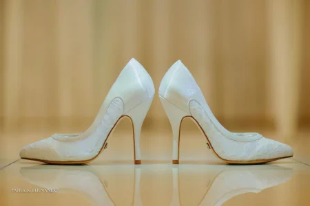 Scarpin Branco com Renda Impecável