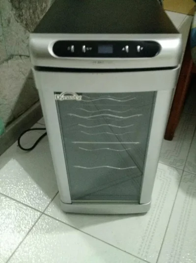 Adega Climatizada Usada