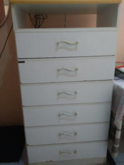 Cômoda Usada