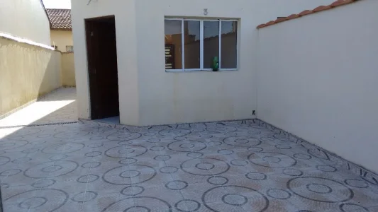 Lindo Sobrado 2 Dorm. 2 Wc, 2 Vagás, Entrada e Parcelas Direto