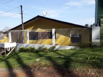 Alugo Casa Residencial Próximo ao Centro de Ponta Grossa Alugo Casa Co