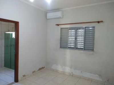 Casa em Condomínio Fechado