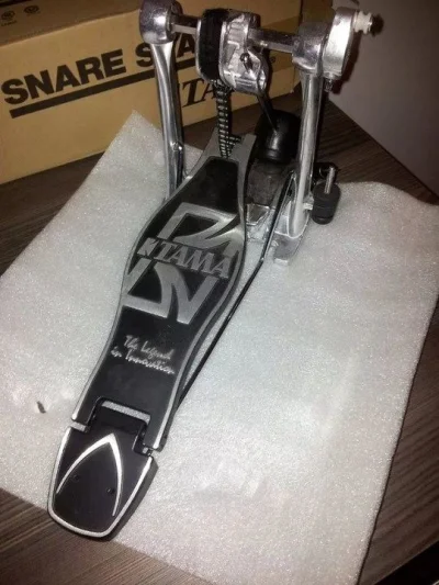 Pedal para Bateria Tama