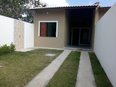 Casa à Venda no Barrocão com 3 Quartos(sendo 1 Suite), 2 Vagás