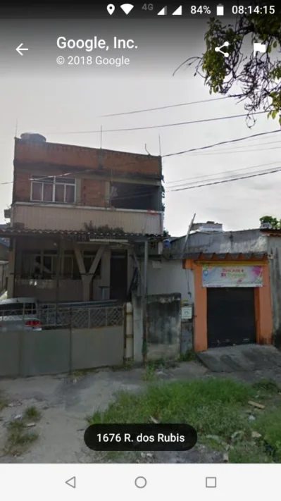 Casa 3° Andar na Rua dos Rubis, Junto ao Ponto do 711 e Mercado / Pode