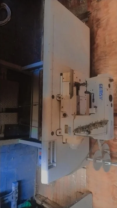 Máquina de Costura Industrial Galoneira